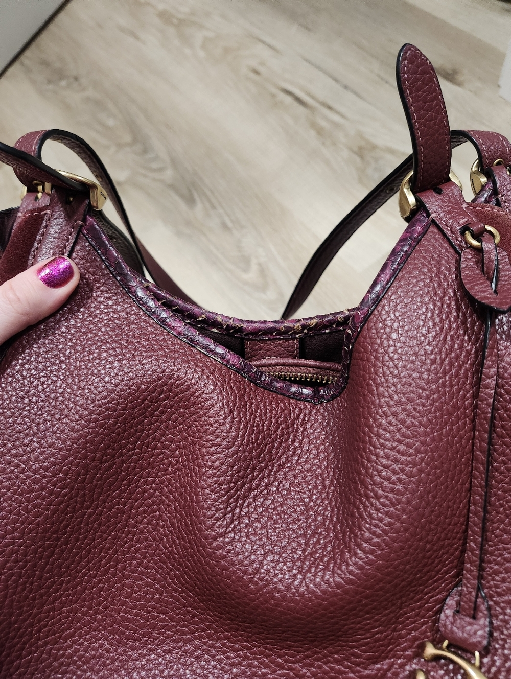 Coach Merlot Lori - Picture 7 of 7